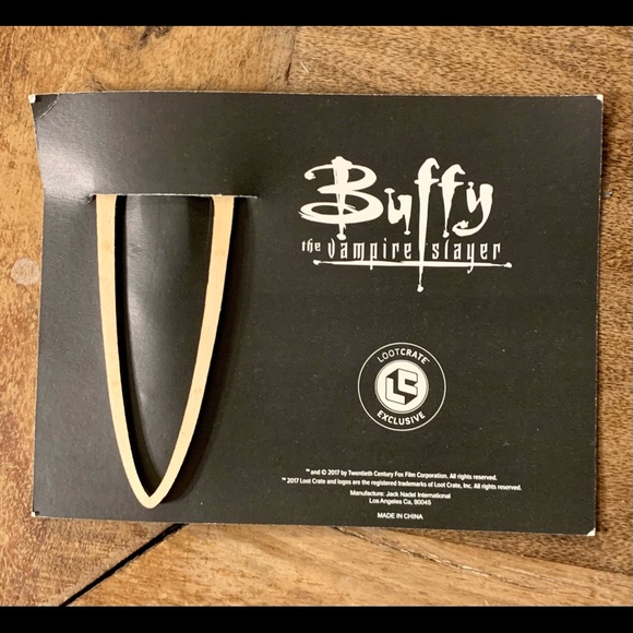 Buffy the Vampire Slayer | Office | New Lootcrate Buffy The Vampire ...